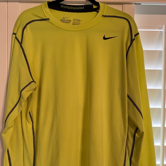 Nike Pro Combat pull over. - Picture 1 of 3